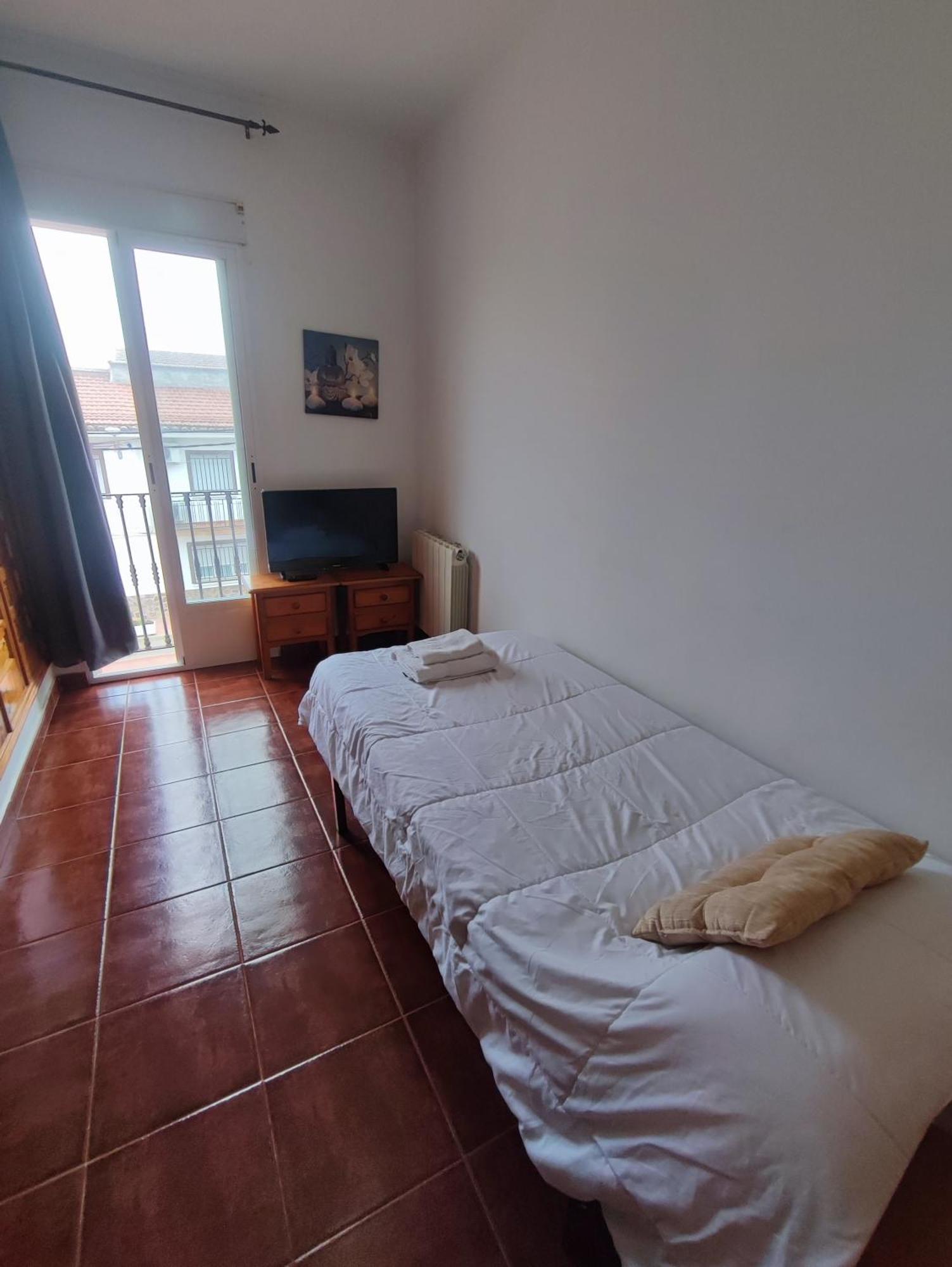 H Helechosa Hotel Bagian luar foto